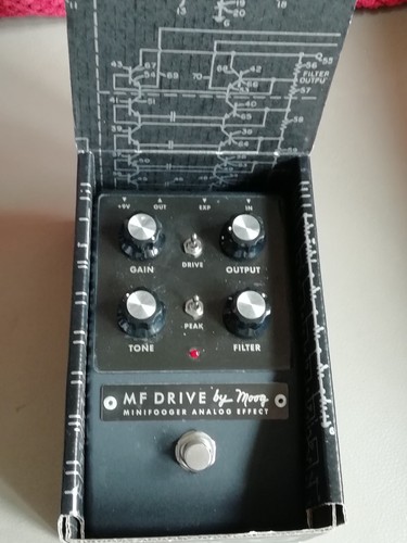 Moog drive effects pedal - moog,