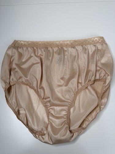 Vtg hanes 2 xl briefs - 90's,