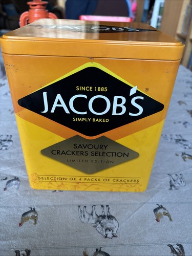 Empty jacob square cracker - square,