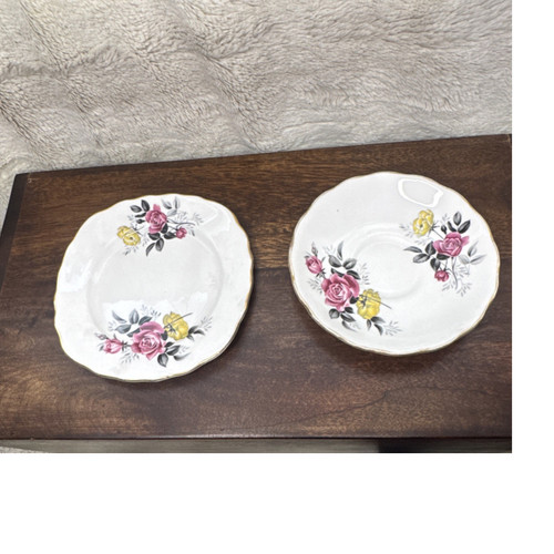 Vintage royal vale - vintage, china