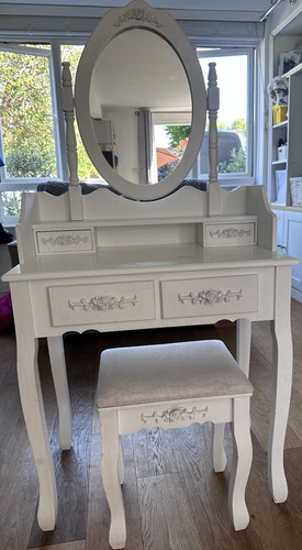 White vintage dressing - white,