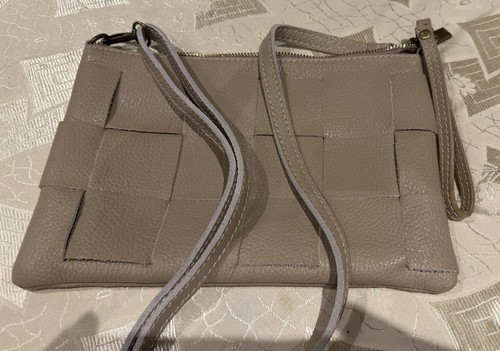 Beige leather crossbody bag - beige,