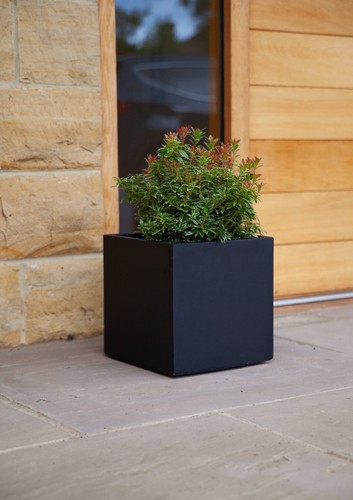 24cm black smooth urban - black,