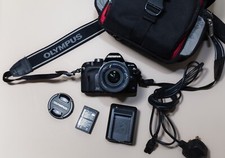 Olympus EVOLT E-410 10.0MP