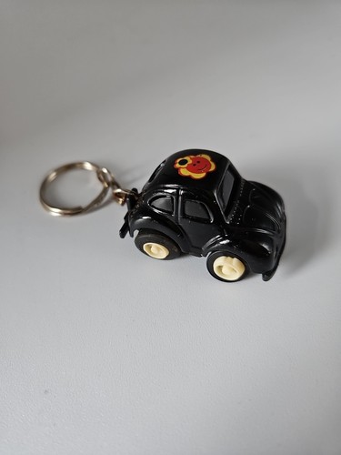 Vintage bug keychain - keychain, black