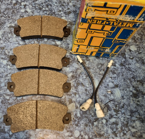 Front brake pad set - brake, 115
