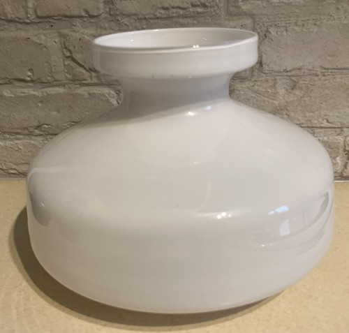 Milky white oil - oil, lamp