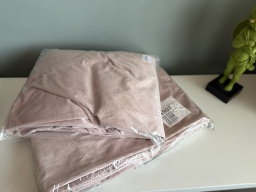 Pair anthropologie - a,