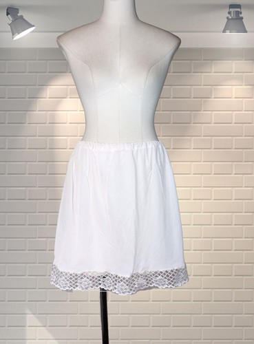 Ladies vintage white silky - ladies,
