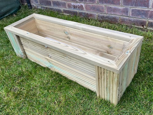 Deluxe wooden planter with - deluxe,