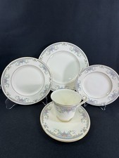 Royal Doulton JULIET~(1)~5 Piece Place Setting~Perfect