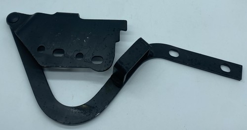 Front bonnet hinge - , right