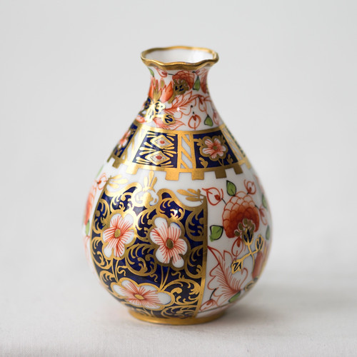 Royal crown derby - derby, imari