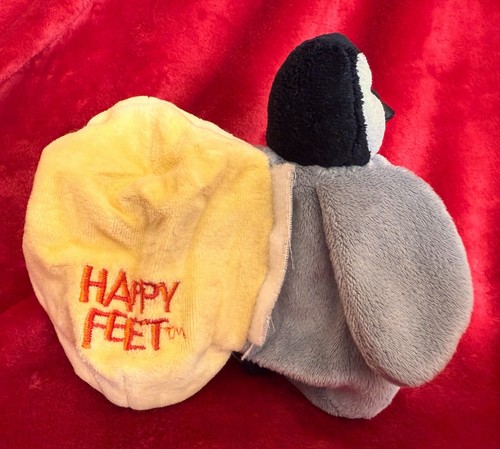Happy feet hatching mumble - happy,