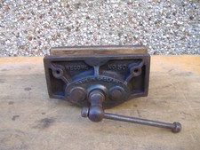 VINTAGE RECORD No.50 CARPENTERS BENCH VICE 6in JAWS