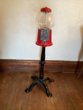 Vintage 1985 Carousel Red Cast