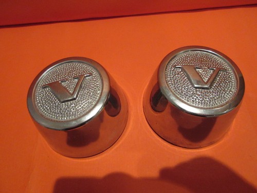 Volvo 240 chrome steel wheel - chrome,