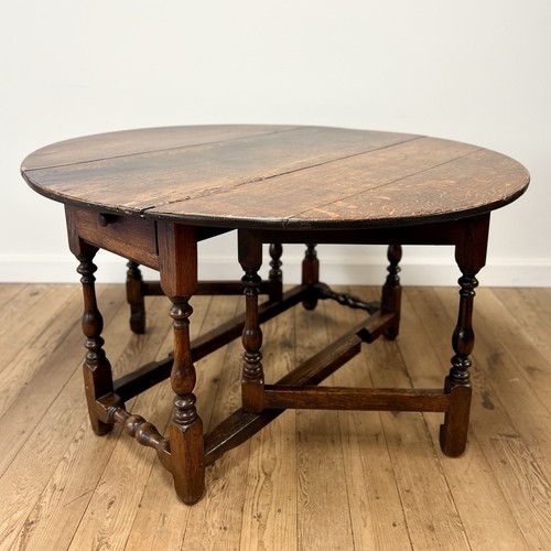 Antique gate leg table - leg,