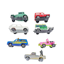 Lot Of 7 Matchbox Diecast Cars Jeeps Trucks Police Mercedes Multicolor Unboxed.