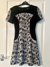 Miss Selfridge Women's UK Size 8 Black & Floral Pattern T Shirt Skater Dress