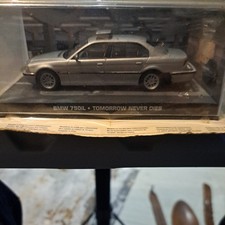 JAMES BOND 007 CAR COLLECTION - BMW 750IL TOMORROW NEVER DIES