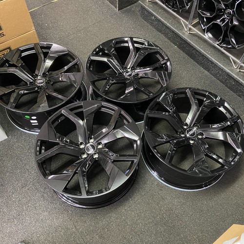 Display audi rsq8 - audi,
