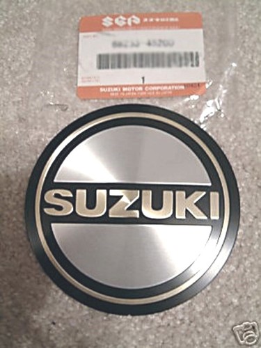 Suzuki left side cover - side,