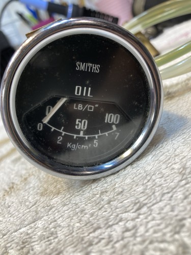 Smiths oil pressure gauge - oil,