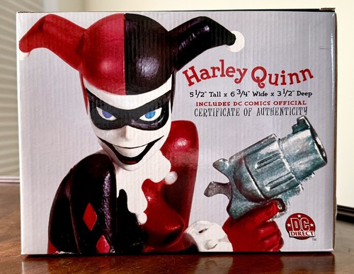 Harley quinn statue - harley,