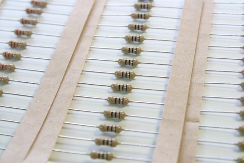 100 resistors carbon - x,