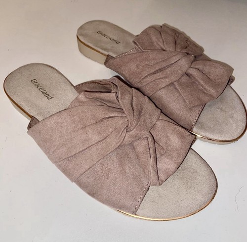 Deichmann beige suede - suede, sliders