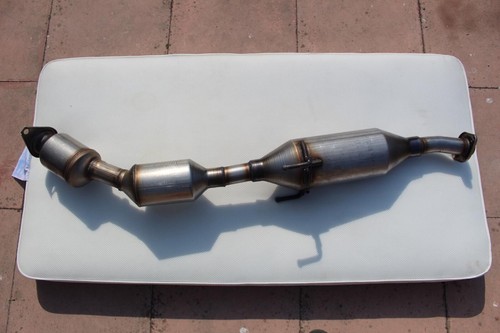 Toyota auris catalytic - toyota,