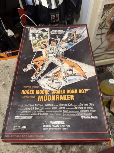 Sideshow james bond - bond, jaws