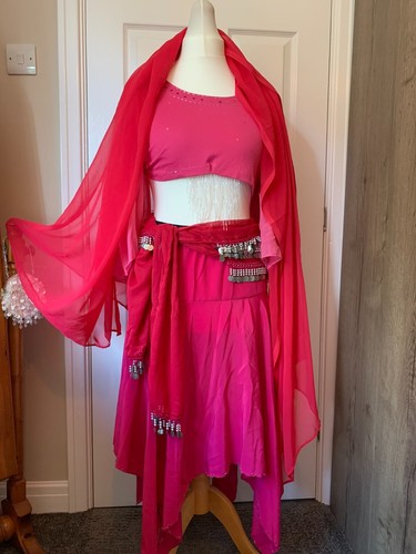Beautiful deep pink belly - deep,