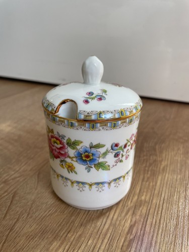 Royal grafton fine bone china - grafton,