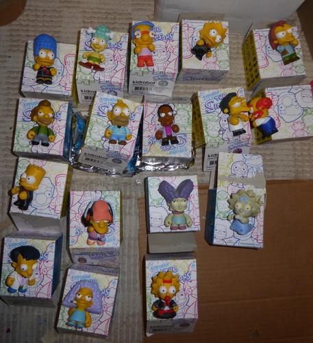 Kidrobot simpsons series - kidrobot,