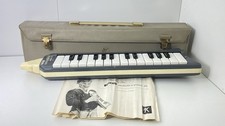 Hohner Melodica Piano 26