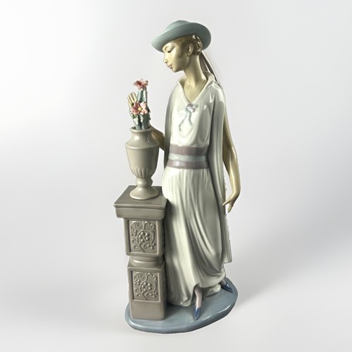 Lladro lady grand casino - lladro,