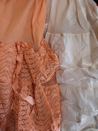 Vintage 1960s ruffled - vintage,