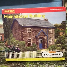 Hornby R8628 OO Skaledale Main