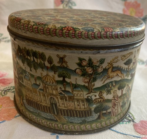 Vintage biscuit tin medieval - vintage,