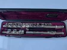 Yamaha 211 SII Flute in Case