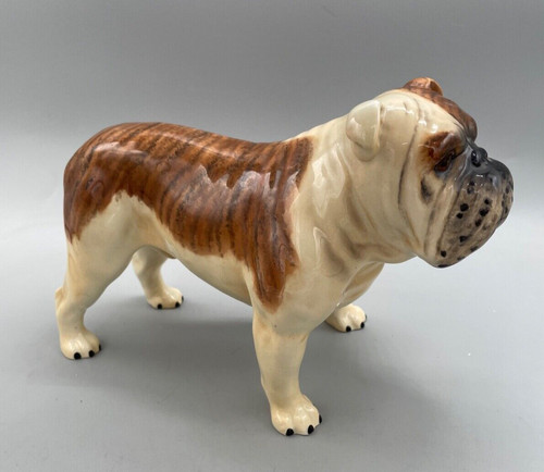 Beswick dog bulldog - ~, "