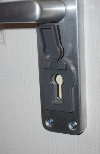 Grey traditional keyhole - traditional,