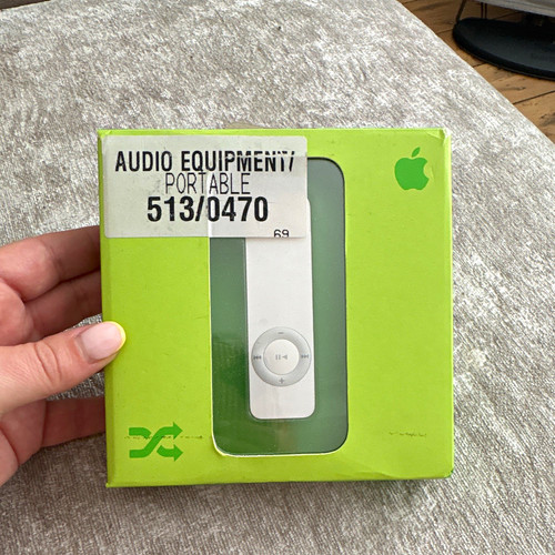 Apple ipod shuffle 1st - shuffle,