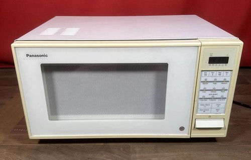 Panasonic 700w microwave oven - microwave,