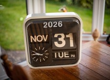 Vintage & Retro - Square Flip