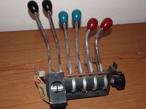 Piper throttle quadrant - piper,