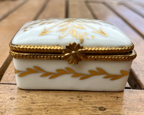 Antique porcelaine - (b, h)