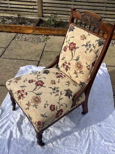 Victorian low accent chair - low,